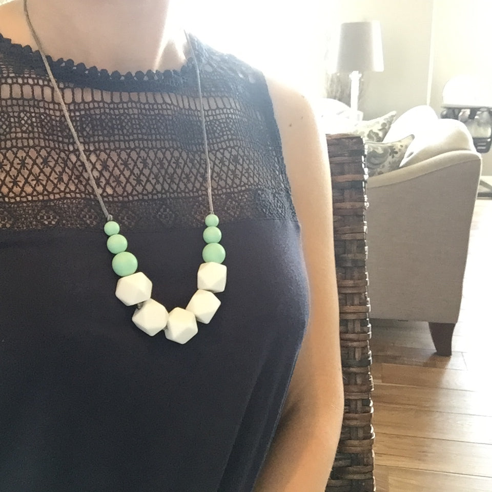 Refresh Teething Necklace
