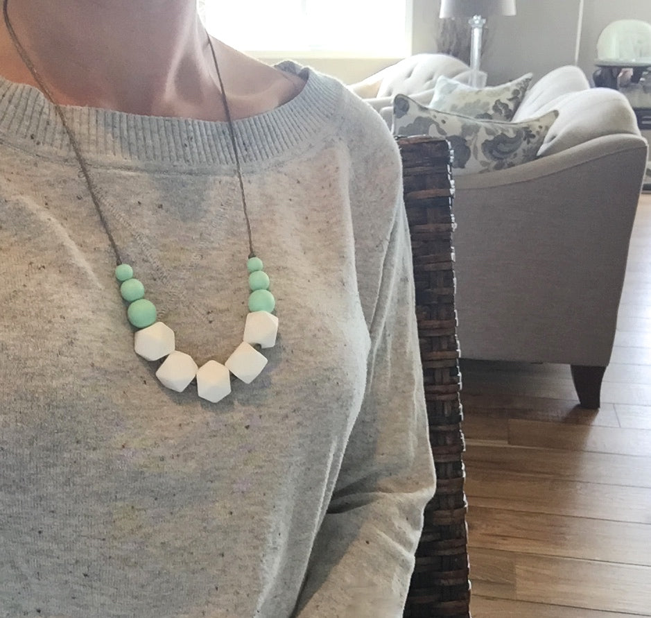 Refresh Teething Necklace